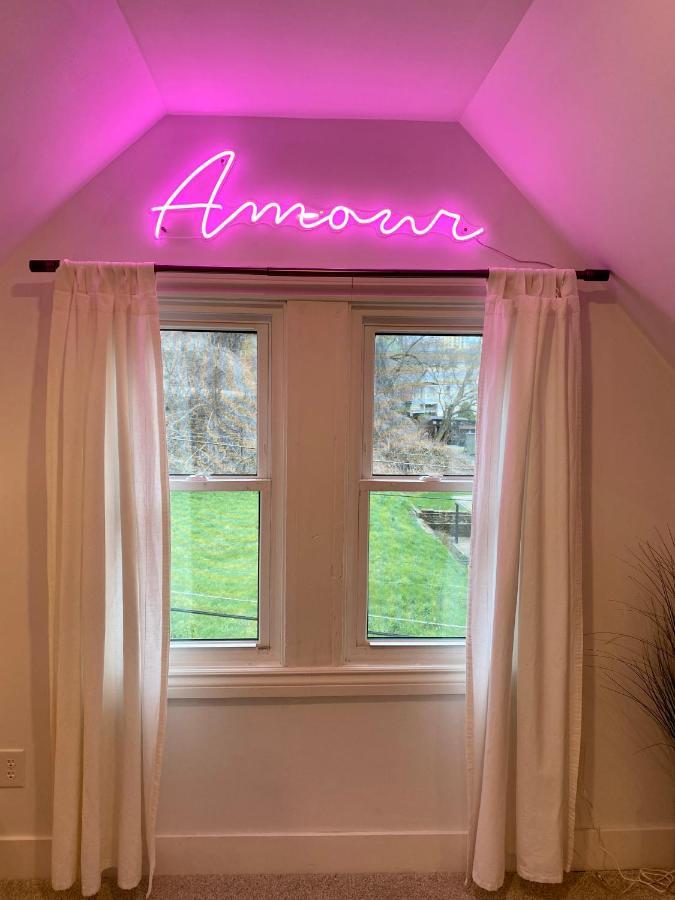Newly Renovated Victorian Gem Perfect Space For Family Vacations! بيتسبرغ المظهر الخارجي الصورة