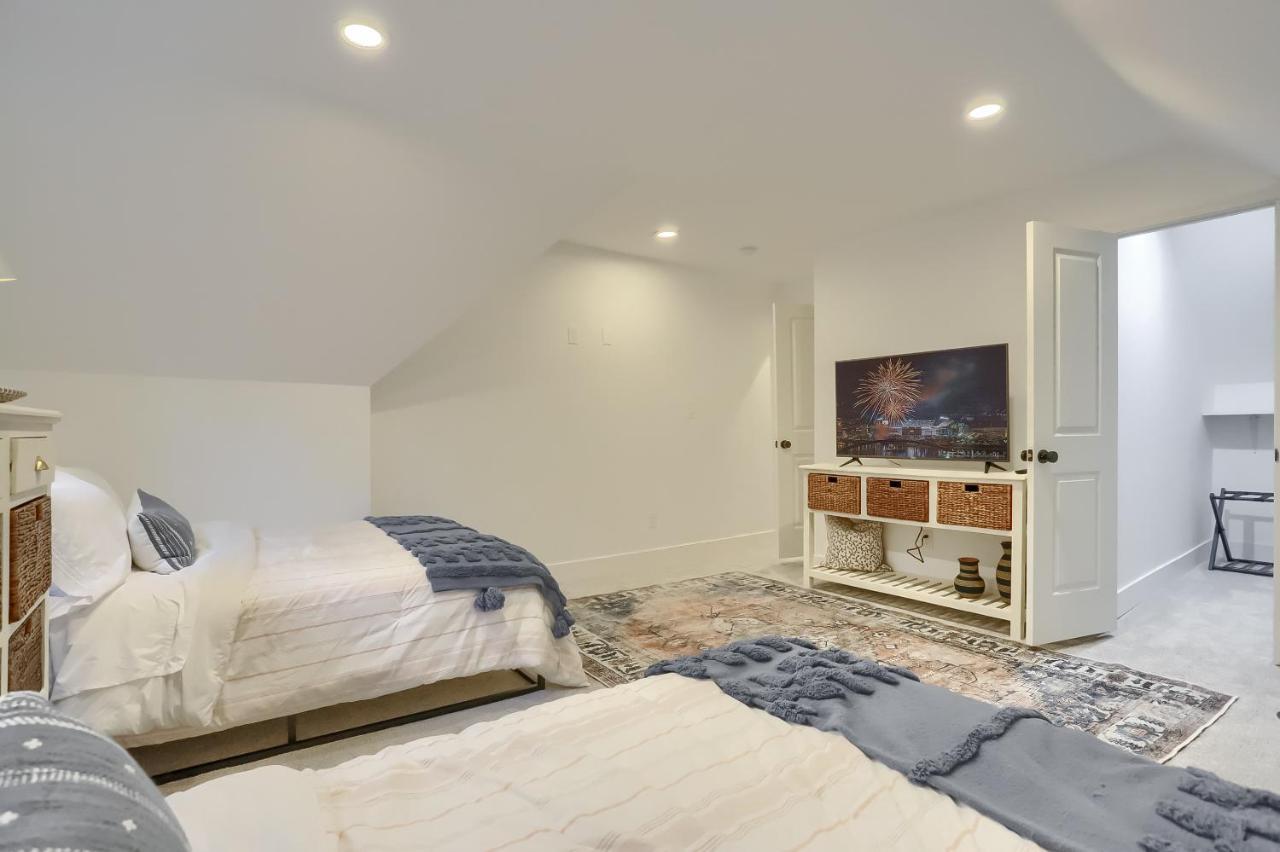 Newly Renovated Victorian Gem Perfect Space For Family Vacations! بيتسبرغ المظهر الخارجي الصورة